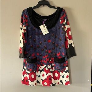 Floral sweater with Pockets